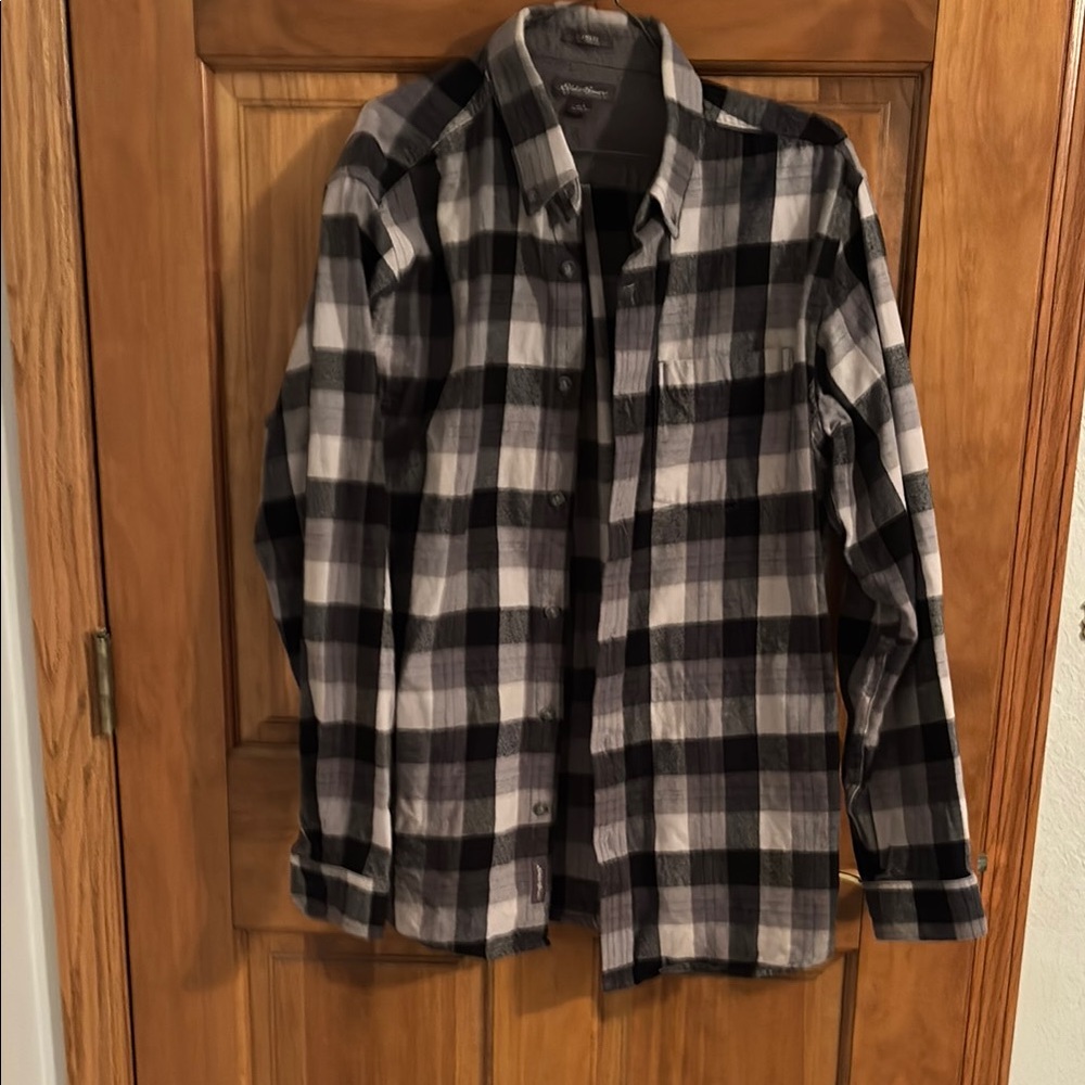 Eddie Bauer - Relaxed Fit Flannel Long Sleeve Button